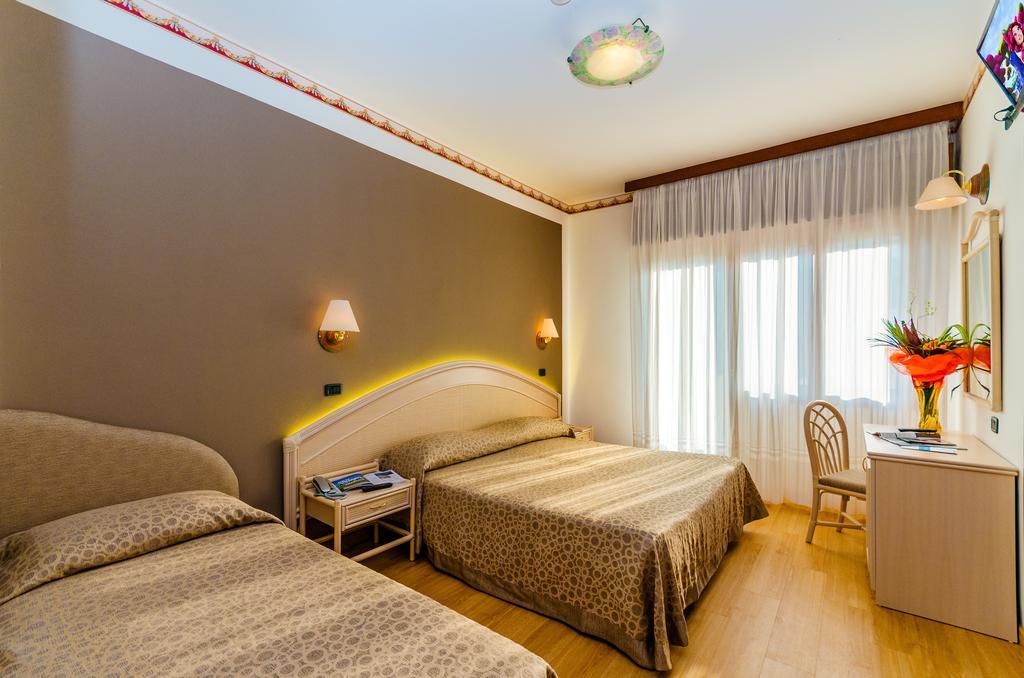 Hotel Europa Bibione Pokoj fotografie